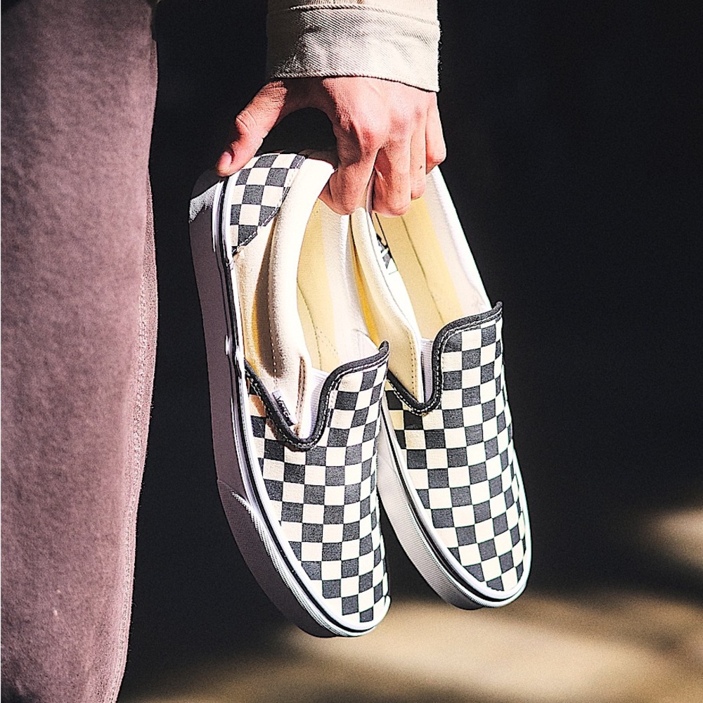 Vans Unisex Skater Shoes Men’s Sz 8.5 Women’s 10 Classic Checkered Slip-Ons